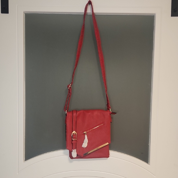 Mia K Farrow Handbags - Red Crossbody Shoulder Bag with Gold Accents